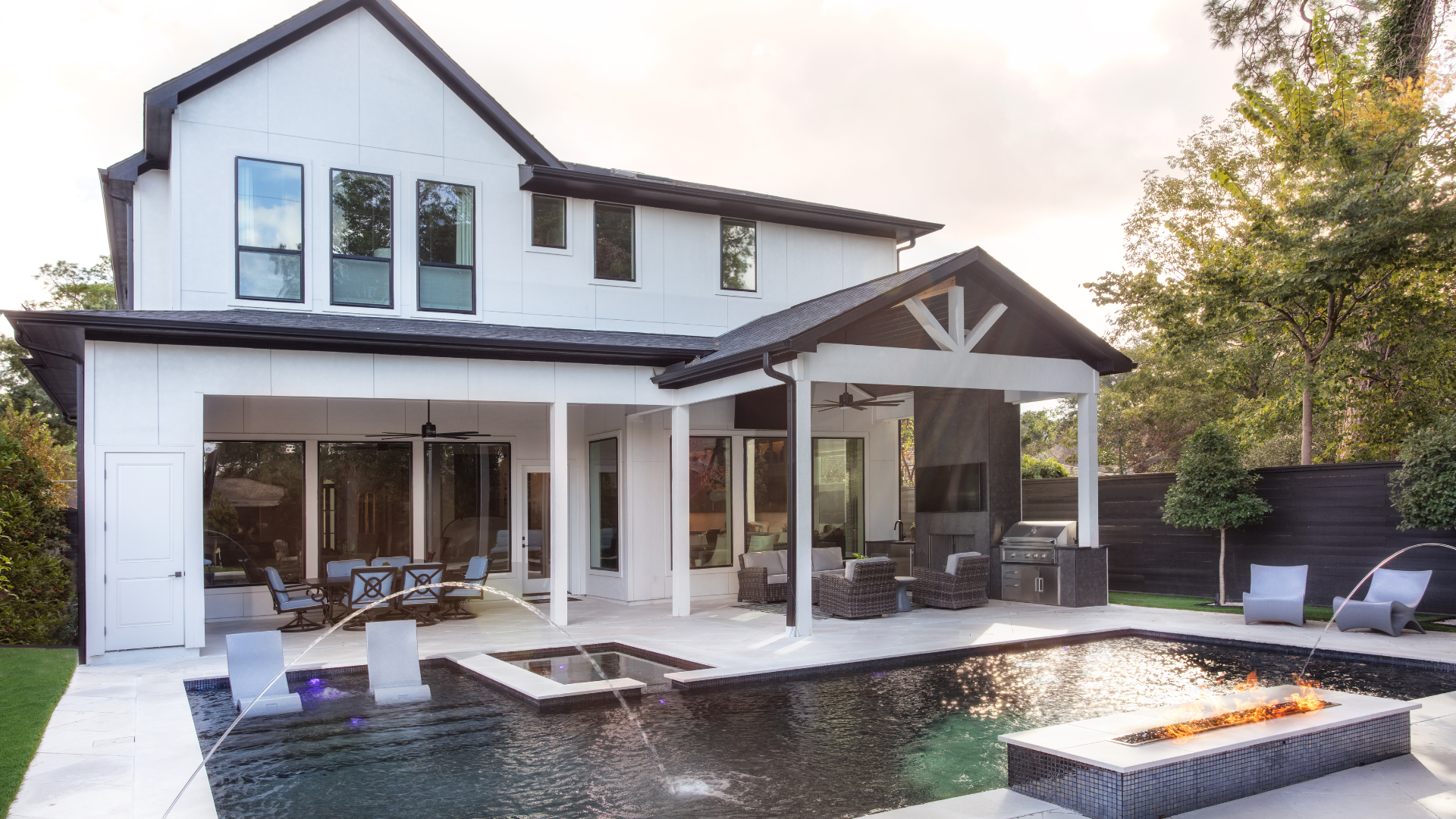 Entertaining Design - Houston Interior Designer